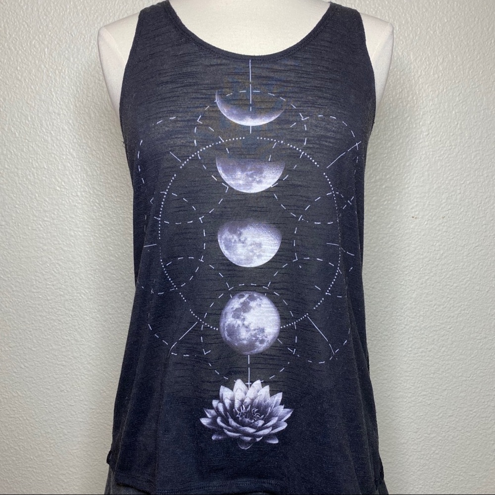 Moon Phase Lotus Flower Black Tank S
